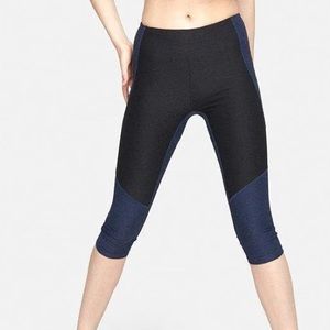 Outdoor Voices Cropped Leggings - XL Navy & Gray/Black - textured compression